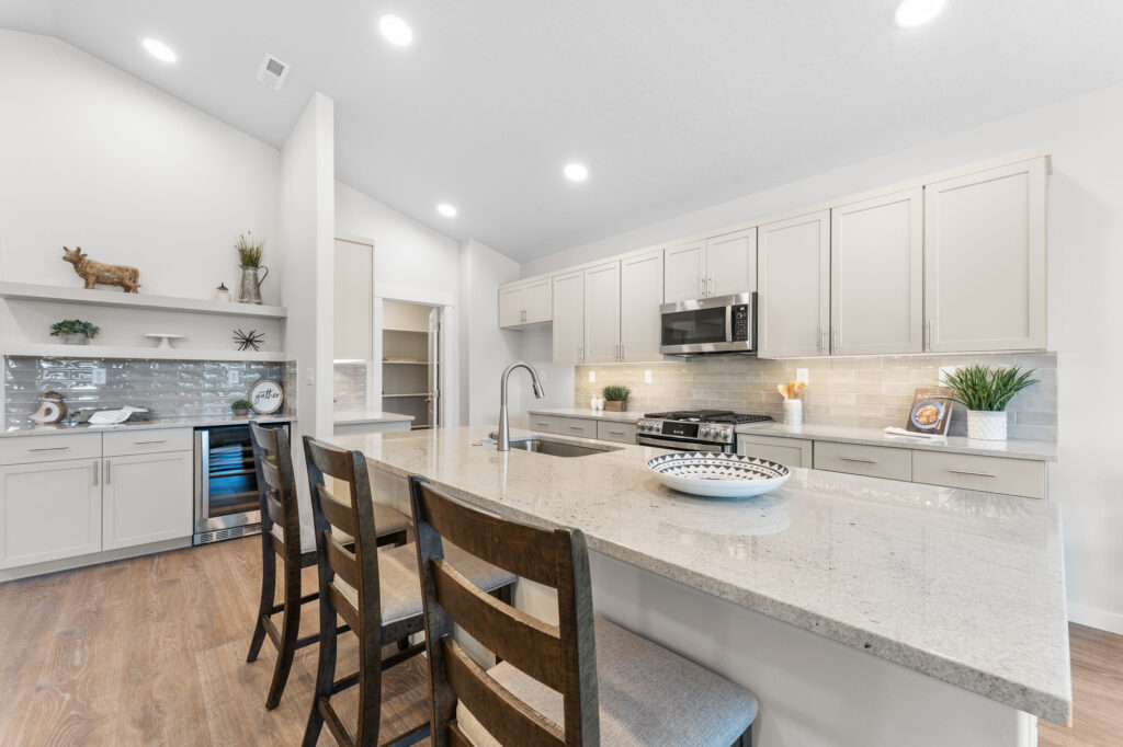 How Do I Clean and Organize My Kitchen? A Zone-by-Zone Guide